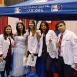 Diabetes EXPO Chicago 2015 - Tooth Fairy and Rosalind Franklin University Students